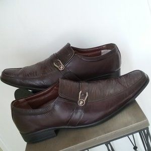 Metro Leather Moccasins